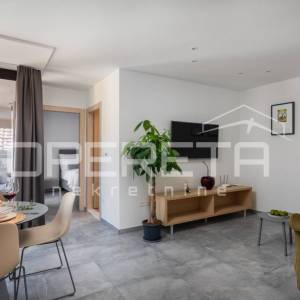 Rijetka prilika stana u Komiži - moderna oaza u urbanoj vili