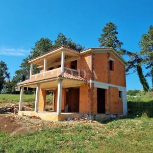 ROH BAU kuća sa bazenom,PAZIN okolica