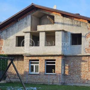 Samobor/Bregana/kuća za investiciju/350m2 PRILIKA!