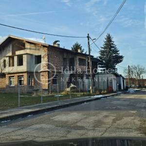 Samobor/Bregana/kuća za investiciju/350m2 PRILIKA!