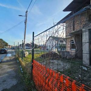 Samobor/Bregana/kuća za investiciju/350m2 PRILIKA!