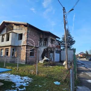 Samobor/Bregana/kuća za investiciju/350m2 PRILIKA!