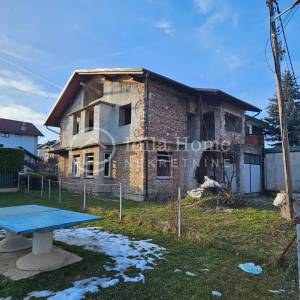 Samobor/Bregana/kuća za investiciju/350m2 PRILIKA!