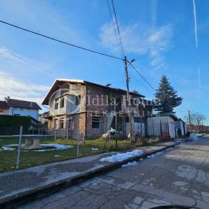 Samobor/Bregana/kuća za investiciju/350m2 PRILIKA!