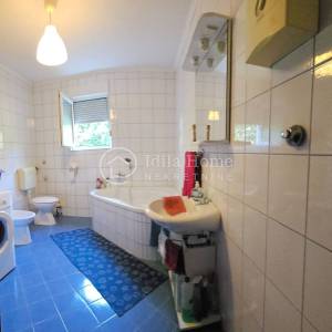 Samobor/Domaslovec/PETEROSOBNA obiteljska kuća na 463m2 parceli