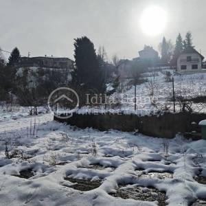 Samobor/Vrhovčak Građevinsko Zemljište sa starom kućom 3700 m2