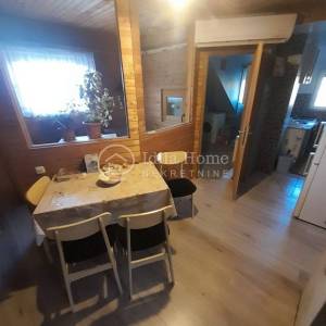 Samobor/Vrhovčak/POVOLJNO/Kuća Sa Dva Stana 120 m2