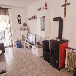 Samostojeća kuća s tri stana, pogled more - Malinska