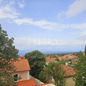 Samostojeća kuća s tri stana, pogled more - Malinska