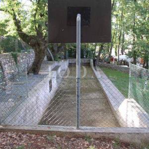 Samostojeća obiteljska kuća s velikom okućnicom, otok Krk