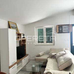 Šarm starine i blizina mora – kamena kuća u srcu Milne