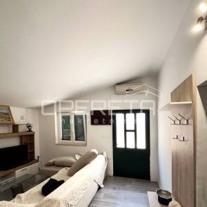 Šarm starine i blizina mora – kamena kuća u srcu Milne