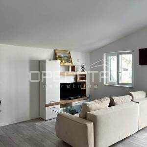 Šarm starine i blizina mora – kamena kuća u srcu Milne