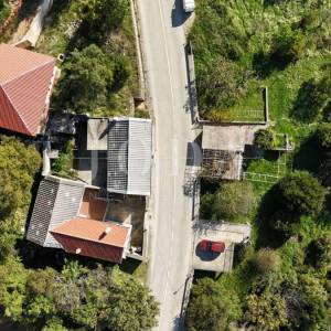 Šarmantna kuća s pogledom na more u mirnom zaleđu Crikvenice