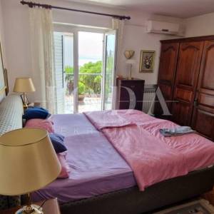 Selce apartmanska villa s pogledom na more