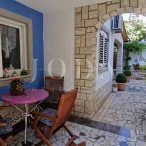 Selce apartmanska villa s pogledom na more