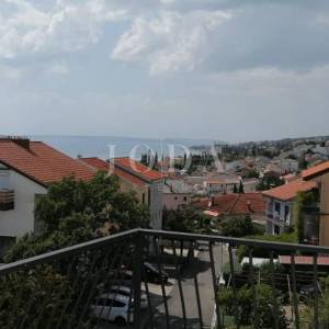 Selce apartmanska villa s pogledom na more