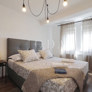 Seline, Starigrad - luksuzna villa s bazenom