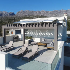 Seline, Starigrad - luksuzna villa s bazenom