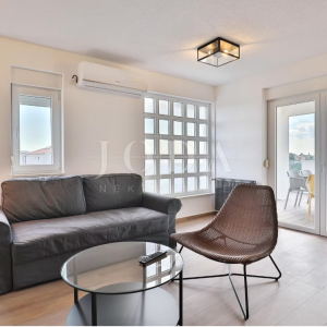 Seline, Starigrad - luksuzna villa s bazenom