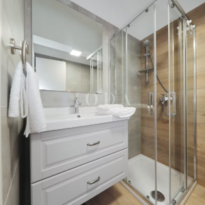 Seline, Starigrad - luksuzna villa s bazenom