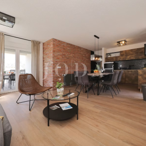Seline, Starigrad - luksuzna villa s bazenom
