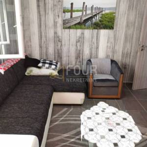 Senj, garsonijera, 35m2, terasa, pogled na more