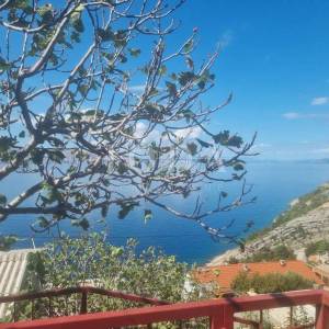 SENJ, kuća sa četiri stambene jedinice