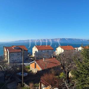 SENJ, kuća sa dva stana