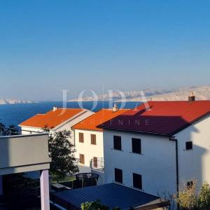 SENJ, kuća sa dvije stambene jedinice
