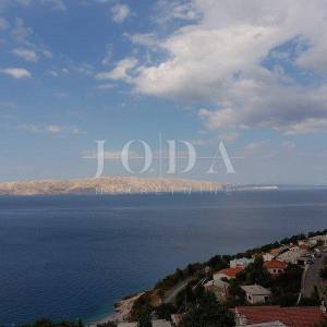 Senj, kuća sa tri stana!