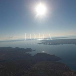 Senj, okolica apartman sa bazenom i garažom