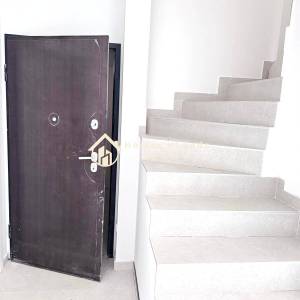 Sesvete,centar,3-soban  stan 68m2 na 1katu(S2G4) s loggiom i parkingom