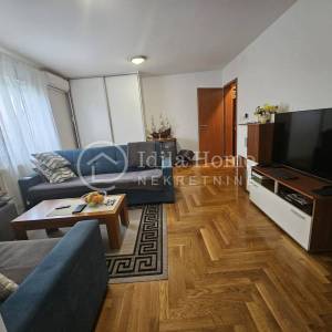 Sesvete/Sesvetski Kraljevec/dvosoban stan 52m2 sa P.M u mirnoj ulici