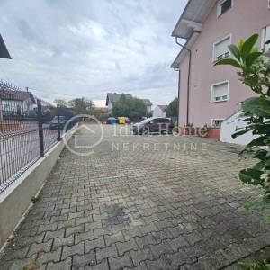 Sesvete/Sesvetski Kraljevec/dvosoban stan 52m2 sa P.M u mirnoj ulici