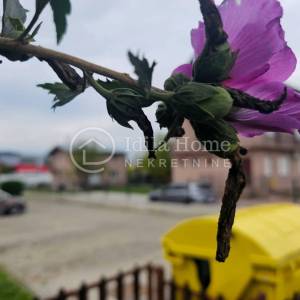 Sesvete/Sesvetski Kraljevec/dvosoban stan 52m2 sa P.M u mirnoj ulici