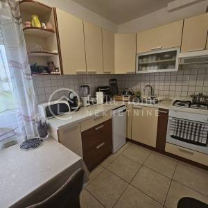 Sesvete/Sesvetski Kraljevec/dvosoban stan 52m2 sa P.M u mirnoj ulici