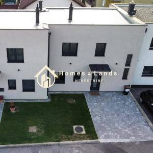Sesvetski Kraljevec,4-soban dvoetažni stan 95m2+94m2 vrta+2 parkinga