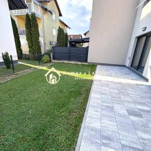 Sesvetski Kraljevec,4-soban dvoetažni stan 95m2+94m2 vrta+2 parkinga