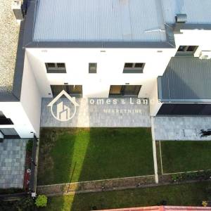 Sesvetski Kraljevec,4-soban dvoetažni stan 95m2+94m2 vrta+2 parkinga
