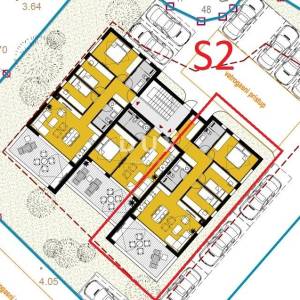 ŠIBENIK, SRIMA – Luksuzni stan s vrtom u novogradnji samo 300 m od mora i plaže