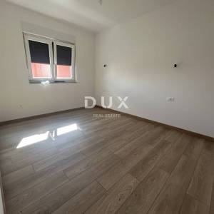 ŠIBENIK, VODICE – Luksuzni dvoetažni stan na atraktivnoj lokaciji, 200 m od plaže