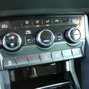 Škoda Karoq 2.0 TDi 150KS *NAVIGACIJA*
