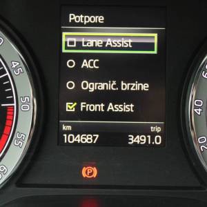 Škoda Karoq 2.0 TDi DSG *LED, NAVIGACIJA, KAMERA*