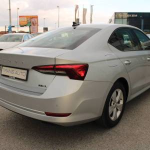 Škoda Octavia 1.0 TSi DSG *LED, NAVIGACIJA*