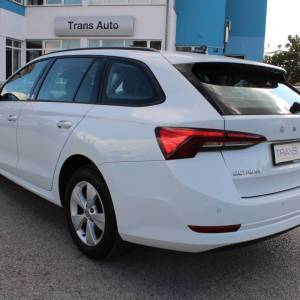 Škoda Octavia Combi 2.0 TDi DSG *LED, NAVIGACIJA*