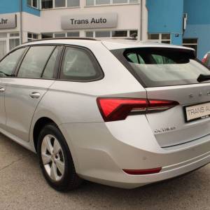 Škoda Octavia Combi 2.0 TDi DSG 150ks *LED, NAVIGACIJA*