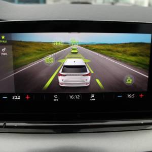 Škoda Octavia Combi 2.0 TDi DSG *LED, NAVIGACIJA*