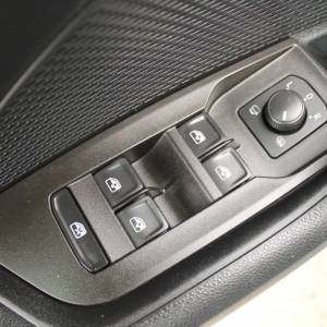Škoda Octavia Combi 2.0 TDi DSG *LED, NAVIGACIJA*