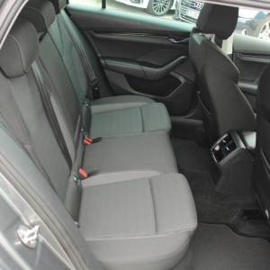 Škoda Octavia Combi 2.0 TDi DSG *LED, NAVIGACIJA*